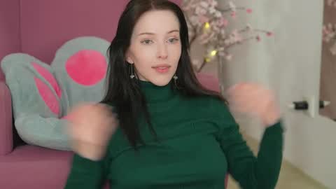 STELLA online show from November 21, 2025, 7:56 pm