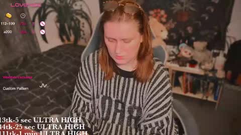 Kate online show from October 3, 2025, 9:23 pm