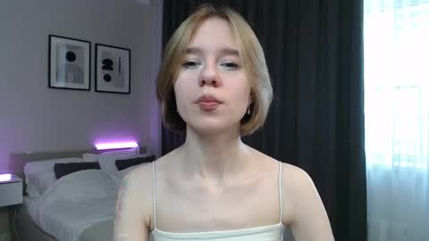 Snapshot of mybabylana chatting on May 20, 2026, 11:05 am Lana online show from May 20, 2026, 11:05 am