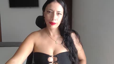 mary and charlie online show from December 2, 2025, 2:56 pm