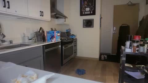 Snapshot of myguy19 chatting on January 12, 2026, 4:07 am DaDDY D online show from January 12, 2026, 4:07 am