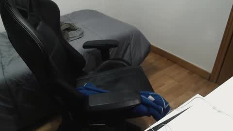 Juan  OF  myhairymacho online show from January 8, 2025, 11:21 am