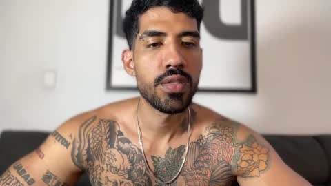 Snapshot of myke_esthetic chatting on January 4, 2025, 10:55 pm Myke esthetic online show from January 4, 2025, 10:55 pm