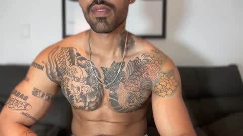 Snapshot of myke_esthetic chatting on January 11, 2025, 2:09 am Myke esthetic online show from January 11, 2025, 2:09 am