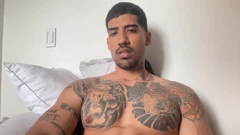 Snapshot of myke_esthetic chatting on November 14, 2025, 5:55 pm Myke esthetic online show from November 14, 2025, 5:55 pm