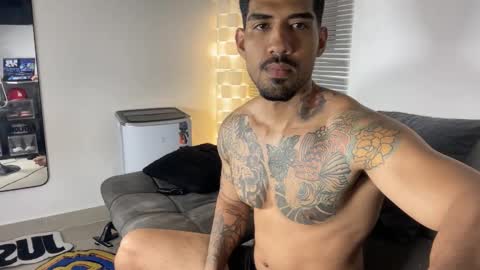 Snapshot of myke_esthetic chatting on December 16, 2025, 6:07 am Myke esthetic online show from December 16, 2025, 6:07 am