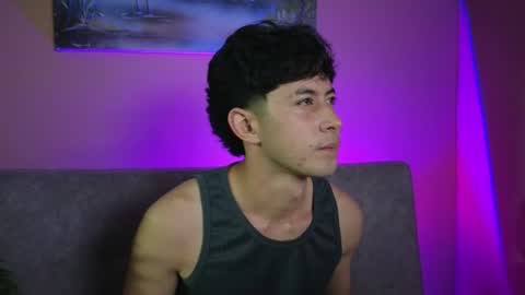 Snapshot of myke_magic chatting on June 30, 2026, 3:51 am myke_magic online show from June 30, 2026, 3:51 am