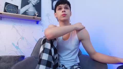 Snapshot of mykelcano chatting on January 7, 2026, 4:09 pm Mykel online show from January 7, 2026, 4:09 pm