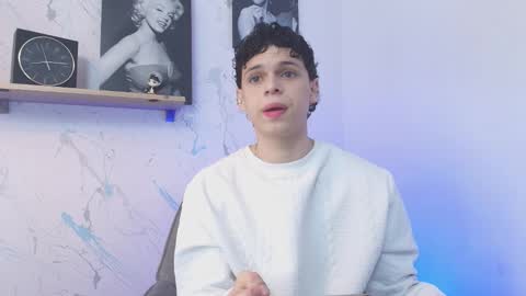 Snapshot of mykelcano chatting on February 10, 2026, 2:10 pm Mykel online show from February 10, 2026, 2:10 pm