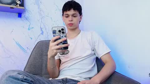 Snapshot of mykelcano chatting on February 18, 2026, 3:08 pm Mykel online show from February 18, 2026, 3:08 pm