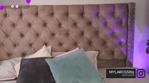 Snapshot of mylarossi chatting on May 20, 2026, 4:24 pm Rossi online show from May 20, 2026, 4:24 pm