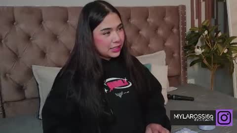Snapshot of mylarossi chatting on July 15, 2026, 5:51 pm Rossi online show from July 15, 2026, 5:51 pm