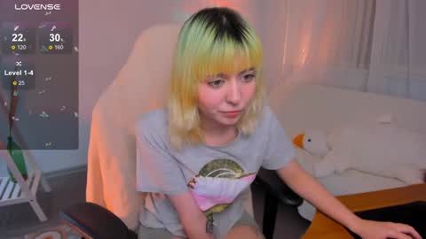 Snapshot of mylaweb chatting on December 12, 2024, 1:53 am MylaFlores online show from December 12, 2024, 1:53 am