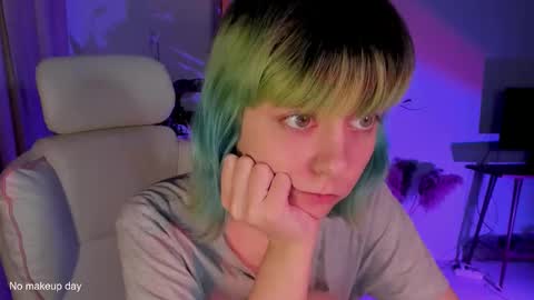 Snapshot of mylaweb chatting on September 14, 2025, 2:00 am MylaFlores online show from September 14, 2025, 2:00 am