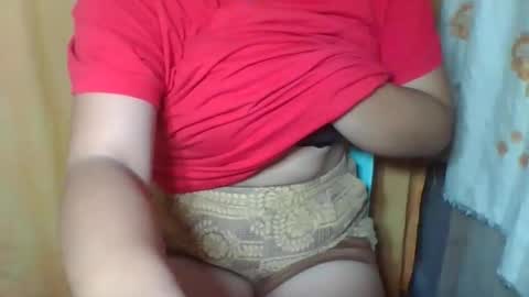 mylove_2004 online show from February 23, 2026, 4:04 pm