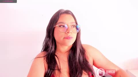 Snapshot of mypretty_isabella chatting on December 29, 2024, 8:48 pm Bella online show from December 29, 2024, 8:48 pm