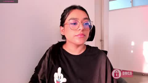 Snapshot of mypretty_isabella chatting on January 21, 2025, 10:08 pm Bella online show from January 21, 2025, 10:08 pm