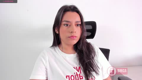 Snapshot of mypretty_isabella chatting on January 30, 2025, 2:25 pm Bella online show from January 30, 2025, 2:25 pm