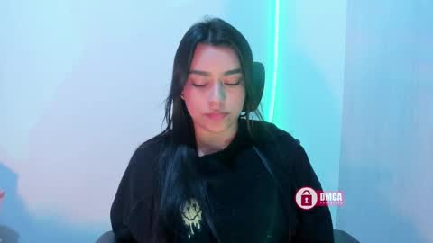 Snapshot of mypretty_isabella chatting on September 24, 2025, 6:06 am Bella online show from September 24, 2025, 6:06 am