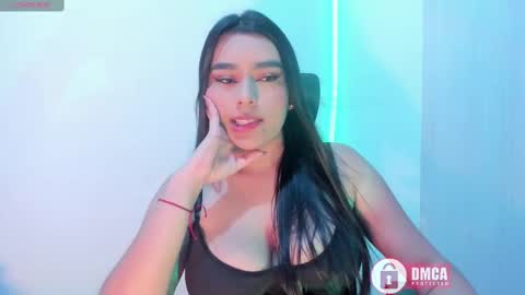Snapshot of mypretty_isabella chatting on October 4, 2025, 10:41 pm Bella online show from October 4, 2025, 10:41 pm