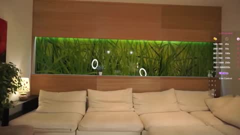 Greta online show from November 8, 2025, 6:51 pm