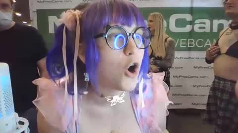 Snapshot of myrtlemystic chatting on December 7, 2024, 2:20 am Myrtle Faust online show from December 7, 2024, 2:20 am