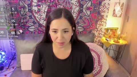 S A R A online show from December 30, 2024, 10:01 pm