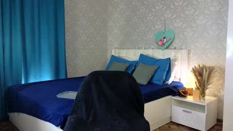 Snapshot of myshkek chatting on February 24, 2025, 3:33 am Mickey online show from February 24, 2025, 3:33 am