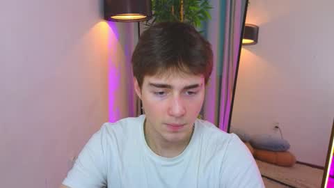 Snapshot of myshkek chatting on March 3, 2026, 1:50 pm Mickey online show from March 3, 2026, 1:50 pm