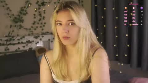 Snapshot of mysteriika chatting on September 14, 2025, 1:05 am Alma online show from September 14, 2025, 1:05 am