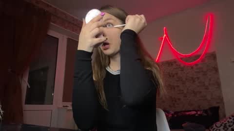 mysterious_wink online show from December 5, 2025, 5:31 pm