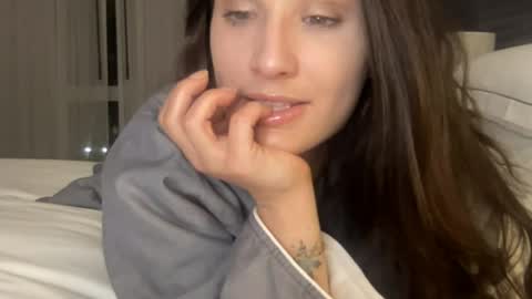 mysteriousmadam_ online show from April 1, 2026, 12:55 am