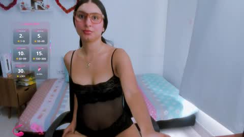 Snapshot of mystery_couple0 chatting on April 1, 2026, 7:22 pm Mystery couple online show from April 1, 2026, 7:22 pm