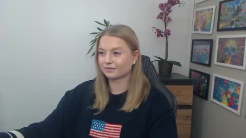 Erica online show from January 19, 2026, 12:42 pm