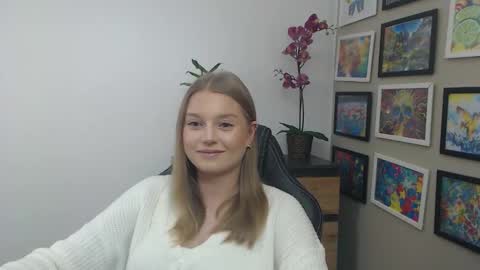 Snapshot of mysteryericax chatting on March 3, 2026, 1:50 pm Erica online show from March 3, 2026, 1:50 pm