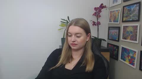 Snapshot of mysteryericax chatting on March 10, 2026, 1:16 pm Erica online show from March 10, 2026, 1:16 pm