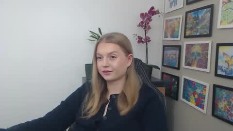 Snapshot of mysteryericax chatting on March 25, 2026, 10:54 am Erica online show from March 25, 2026, 10:54 am