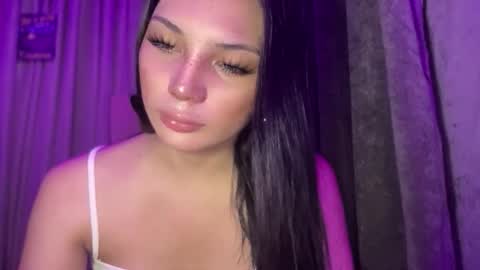 Snapshot of mysteryman_xxx chatting on April 18, 2026, 3:21 am UR GIRL NEXTDOOR online show from April 18, 2026, 3:21 am
