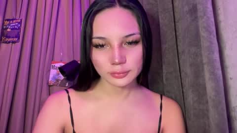 Snapshot of mysteryman_xxx chatting on April 21, 2026, 4:41 am UR GIRL NEXTDOOR online show from April 21, 2026, 4:41 am