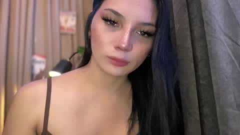 Snapshot of mysteryman_xxx chatting on April 28, 2026, 12:43 pm UR GIRL NEXTDOOR online show from April 28, 2026, 12:43 pm