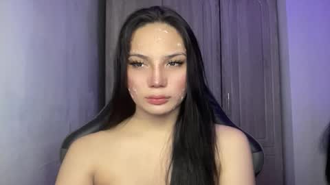 Snapshot of mysteryman_xxx chatting on May 17, 2026, 11:39 am UR GIRL NEXTDOOR online show from May 17, 2026, 11:39 am