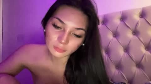 Snapshot of mysteryman_xxx chatting on May 29, 2026, 2:31 am UR GIRL NEXTDOOR online show from May 29, 2026, 2:31 am