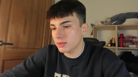 Snapshot of mystic_evan chatting on November 6, 2025, 1:01 pm Evan Brown online show from November 6, 2025, 1:01 pm