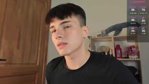 Snapshot of mystic_evan chatting on November 22, 2025, 4:50 pm Evan Brown online show from November 22, 2025, 4:50 pm