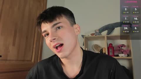 Snapshot of mystic_evan chatting on November 24, 2025, 4:29 pm Evan Brown online show from November 24, 2025, 4:29 pm