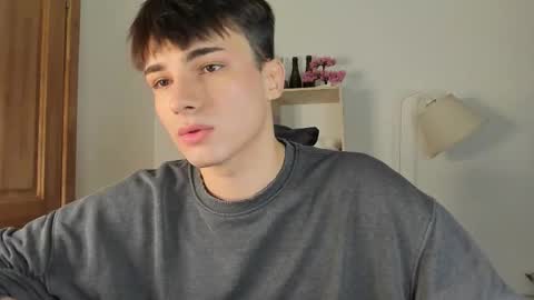 Snapshot of mystic_evan chatting on December 5, 2025, 4:03 pm Evan Brown online show from December 5, 2025, 4:03 pm