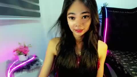 Krestine online show from November 7, 2025, 11:54 am