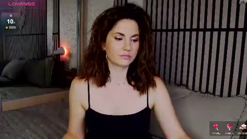 Snapshot of mystique_girl_ chatting on June 22, 2026, 8:06 pm Angeline online show from June 22, 2026, 8:06 pm