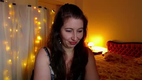 Snapshot of mystydew chatting on July 14, 2026, 11:16 am MystyDew online show from July 14, 2026, 11:16 am