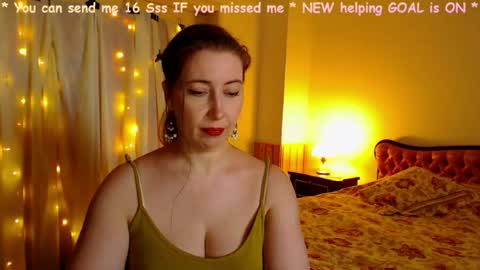 Snapshot of mystydew chatting on July 18, 2026, 11:36 am MystyDew online show from July 18, 2026, 11:36 am